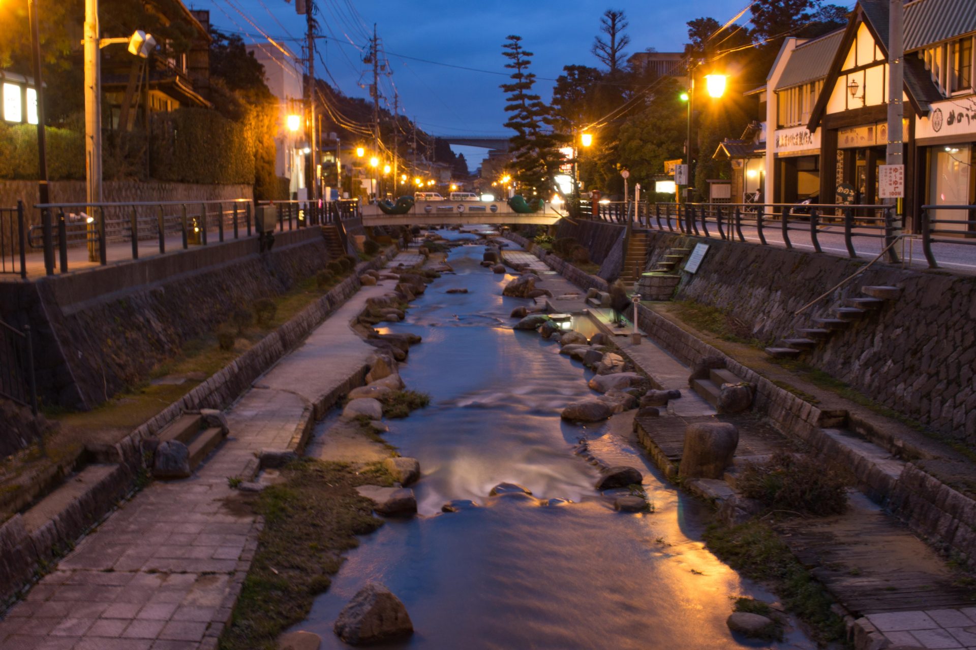 山陰周遊の旅 街歩きも楽しい 日本一の 美肌の湯 玉造温泉が最高だった 青春18きっぷ放浪記